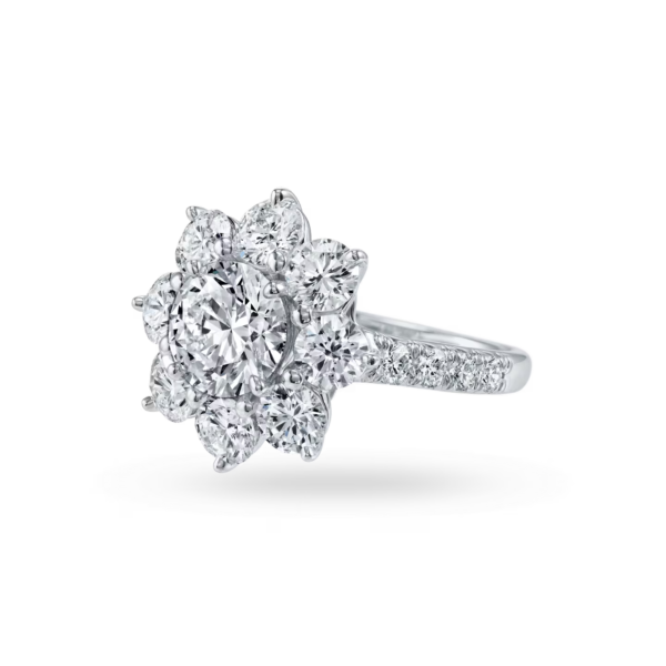 Marguerite Blossom Ring | Round Cut | White Gold - Image 3